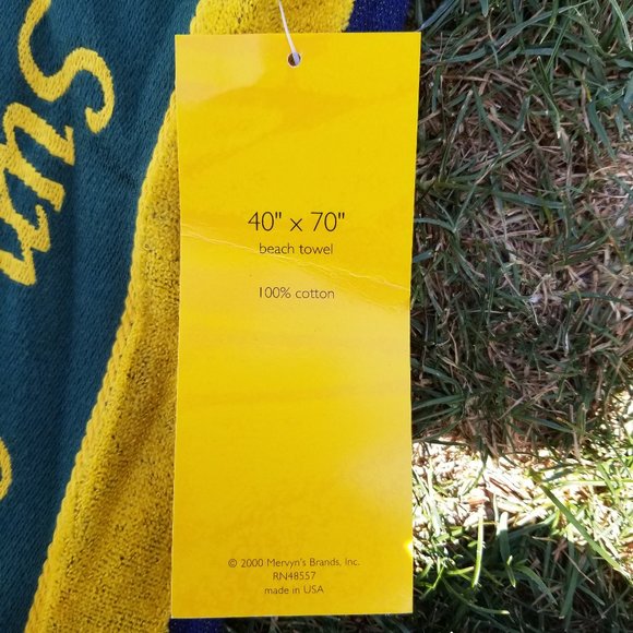 Vintage 2000 Mervyn's 40"x70" Beach Towel Green Gold Navy New w/ Tag + Defect - Picture 4 of 4
